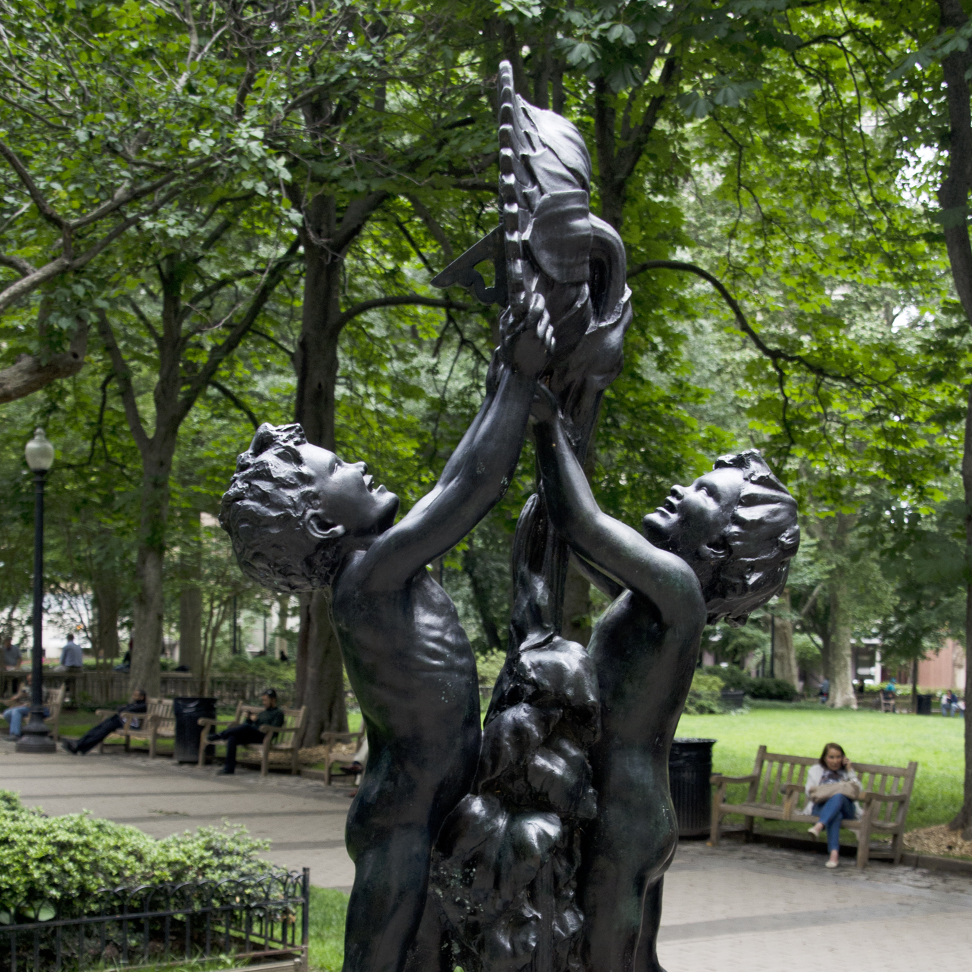 Evelyn Taylor Price Memorial Sundial